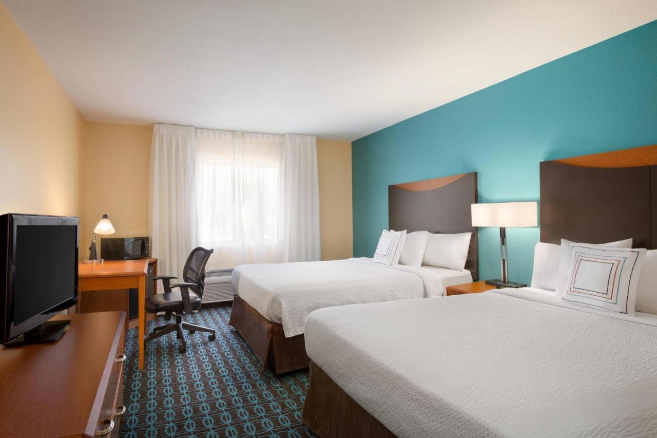Comfort Inn & Suites Westfield Zewnętrze zdjęcie
