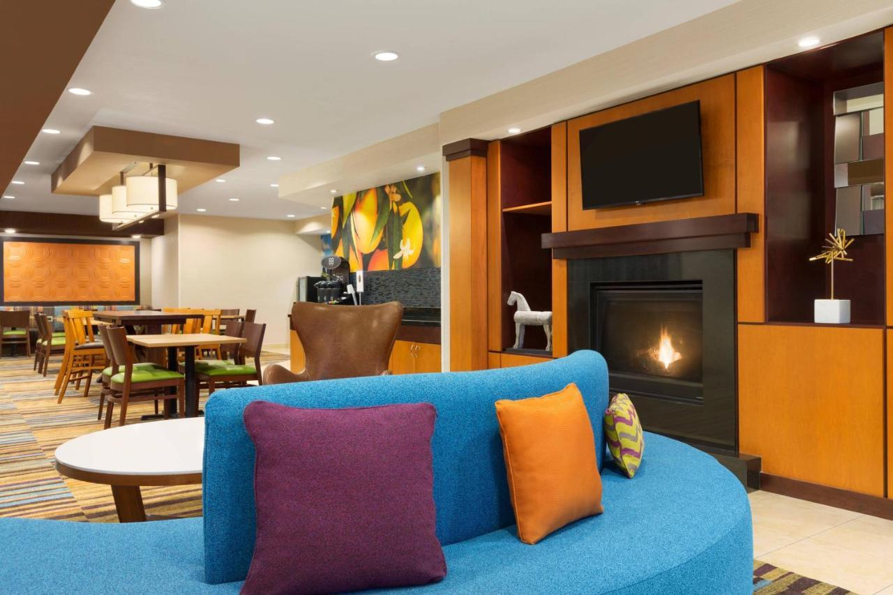 Comfort Inn & Suites Westfield Zewnętrze zdjęcie