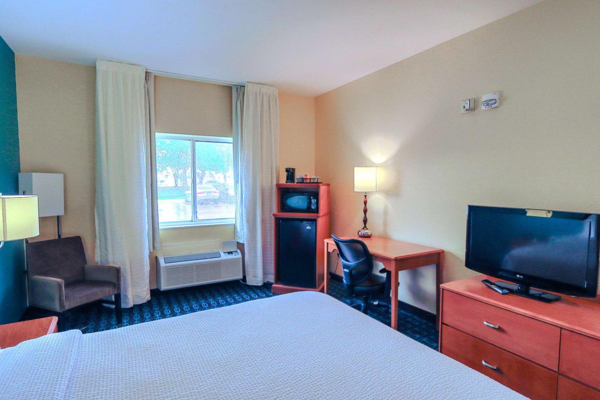 Comfort Inn & Suites Westfield Zewnętrze zdjęcie