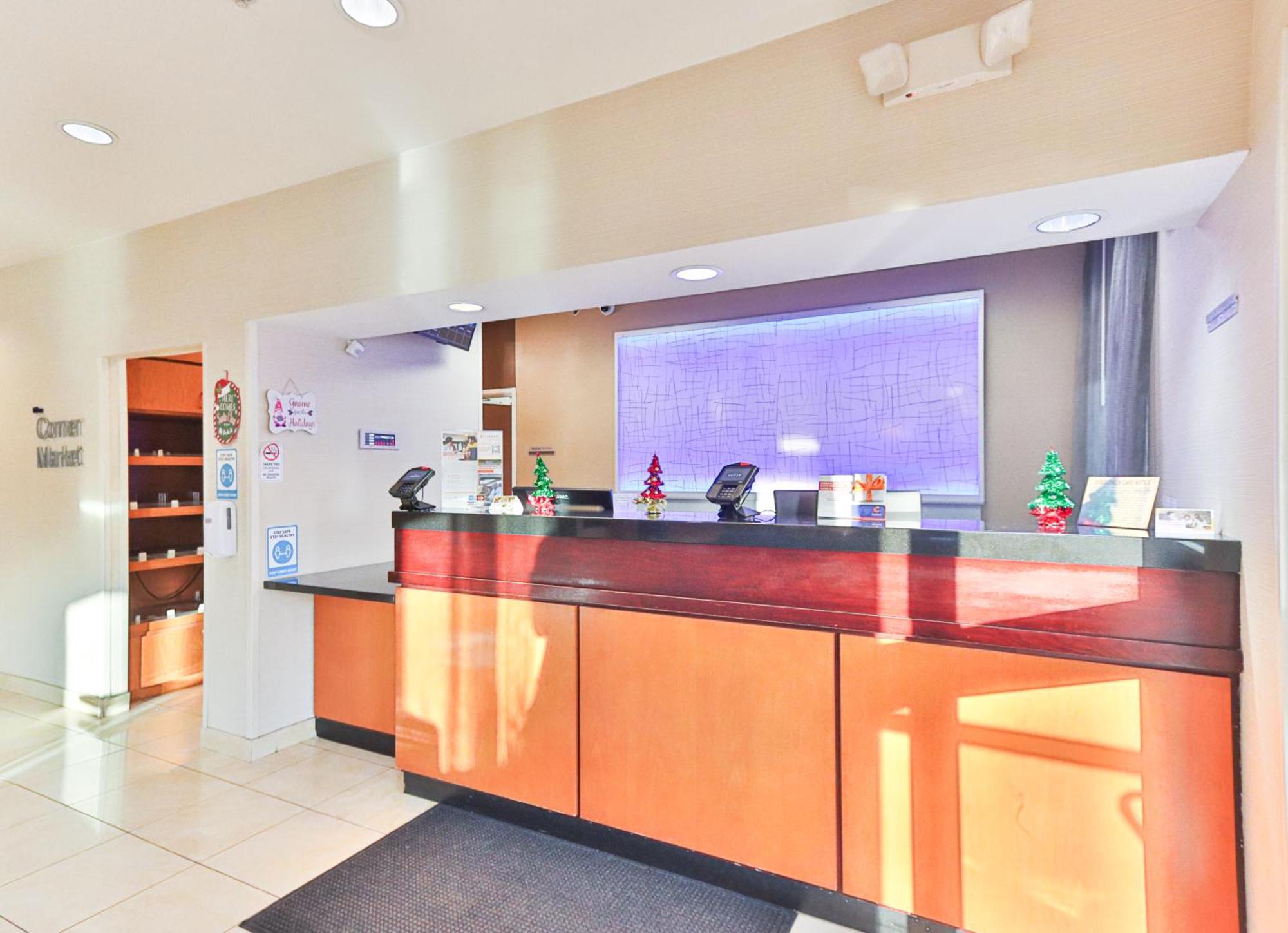 Comfort Inn & Suites Westfield Zewnętrze zdjęcie